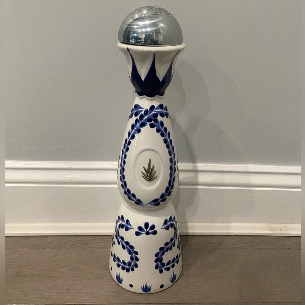 Clase Azul reposado empty bottle